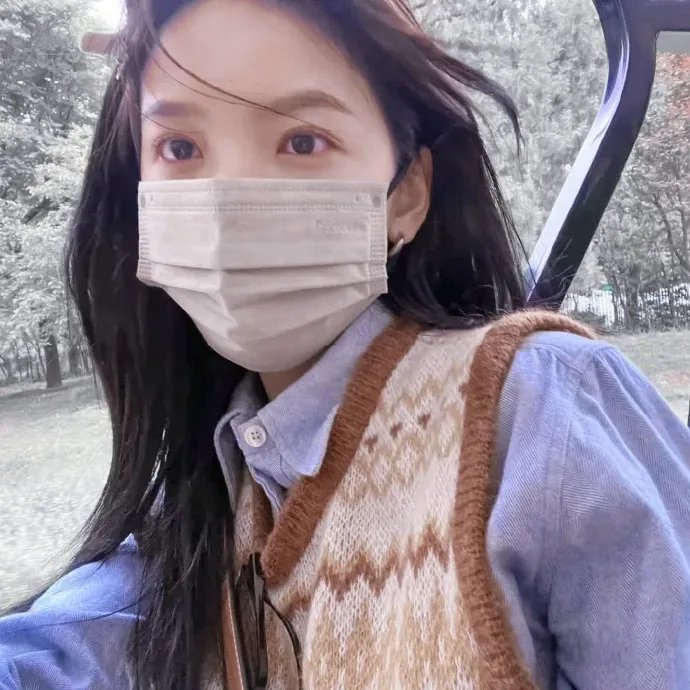春花娇美可人儿