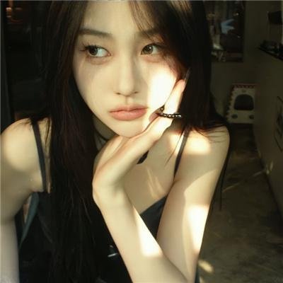 女人在家
